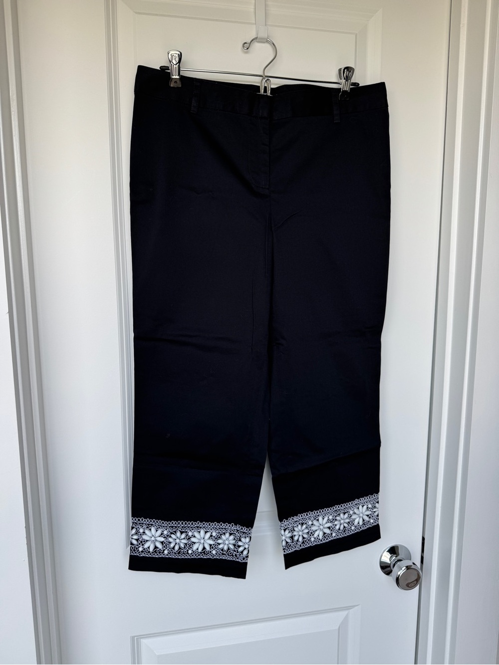 Y2K Capris 98% Cotton Beaded Embroider Hem